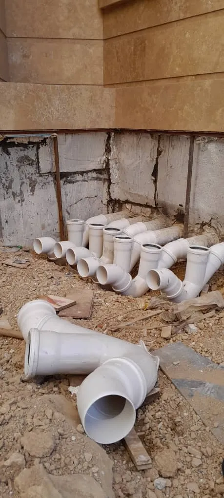 قیمت لوله کشی فاضلاب ساختمان در تهران 1404 | اجرای با لوله پوش فیت