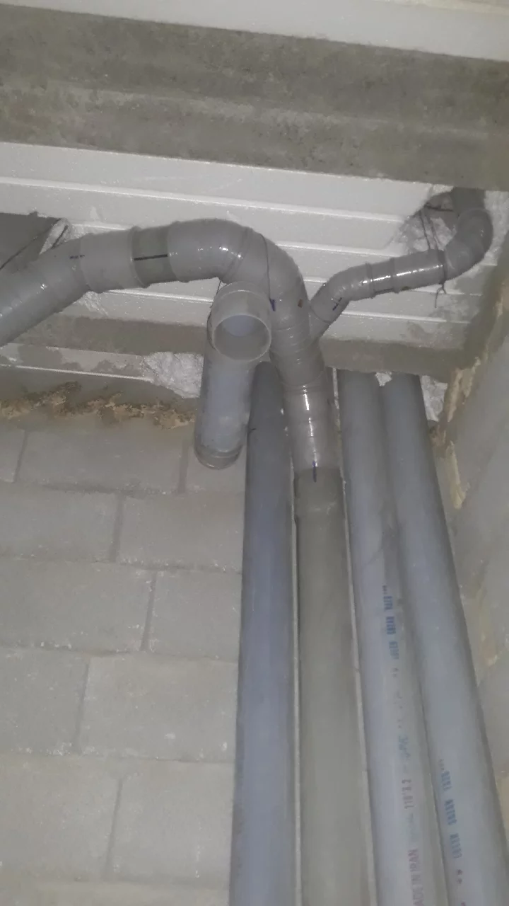 روش لوله کشی فاضلاب توالت ایرانی